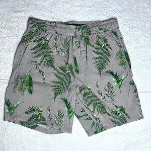 Guess Men’s Lightweight Tropical Beach Vacation Leaf Print Shorts